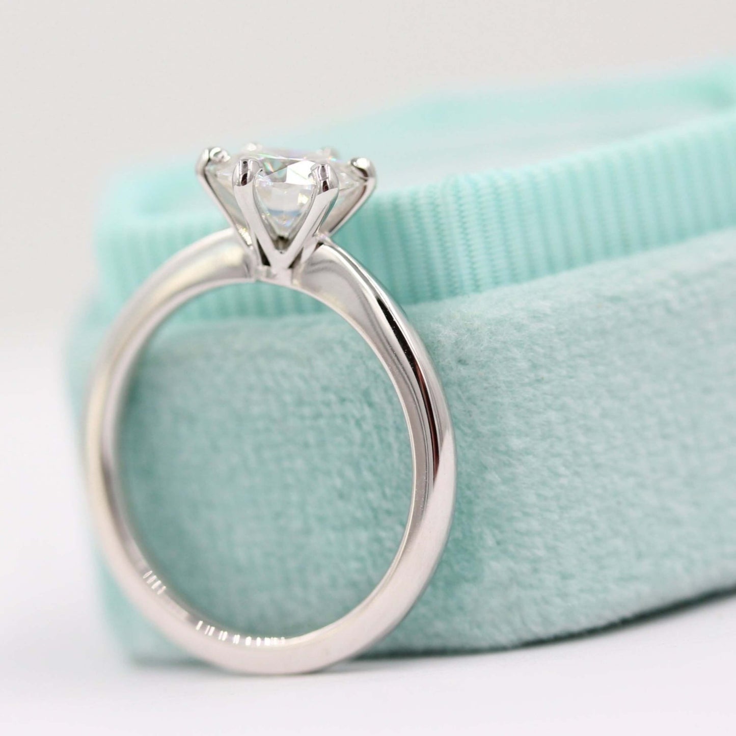 0.50 CT Round Cut Pinched Solitaire Diamond Ring