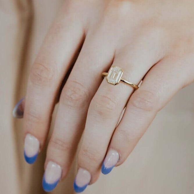 10K Yellow Gold Emerald Cut Bezel Set Wedding Ring