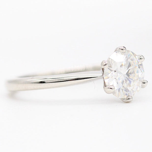 2.00 CT Round Cut Pinched Solitaire Diamond Ring