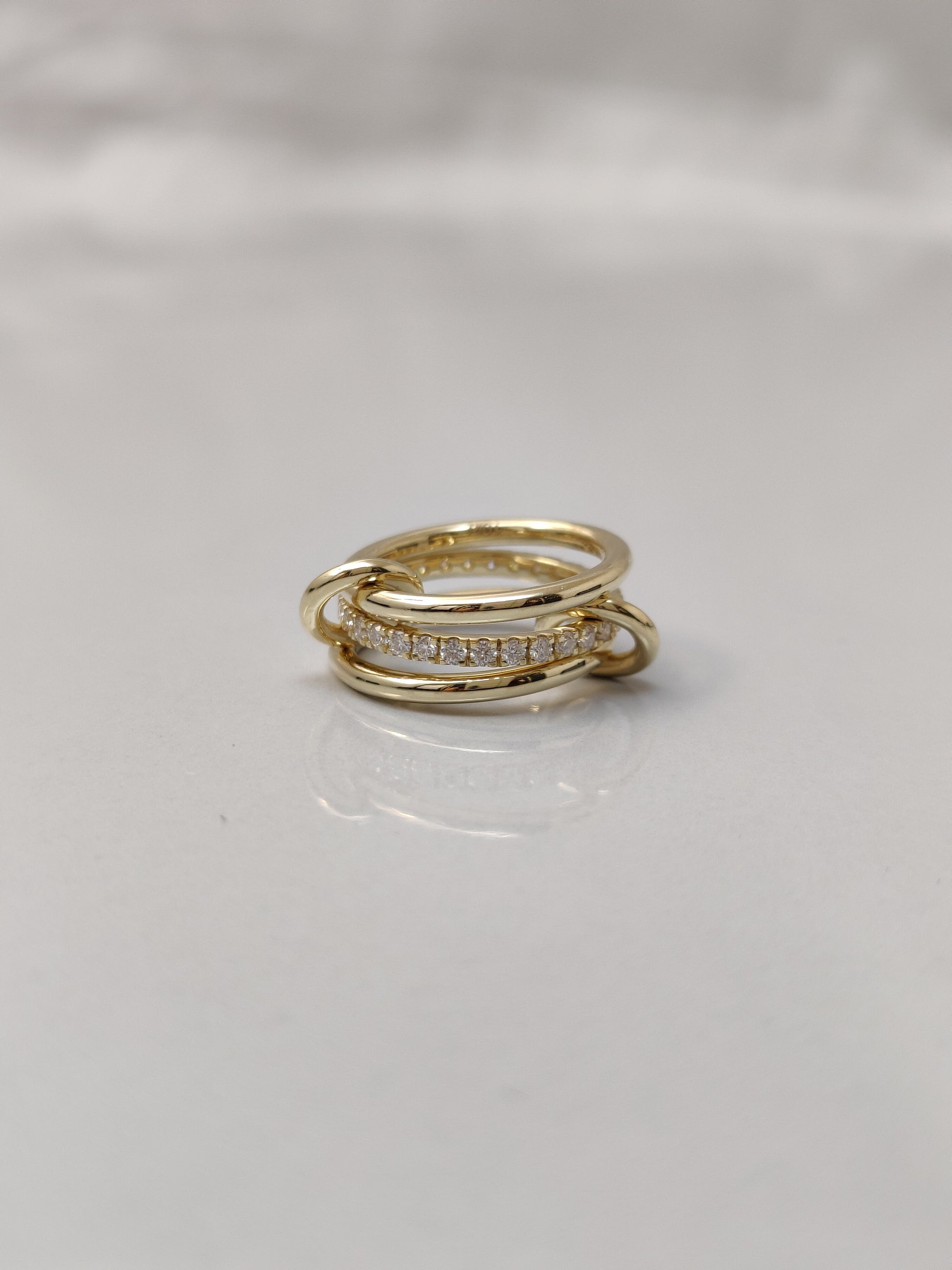 Connecting_Rings_Interlocking_Rings