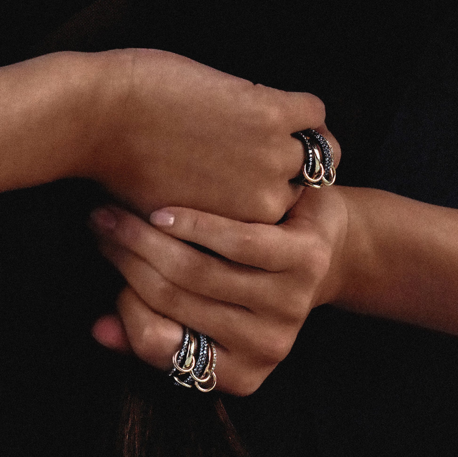 Dainty_Diamond_Ring_Solid_Gold_Thin_Ring