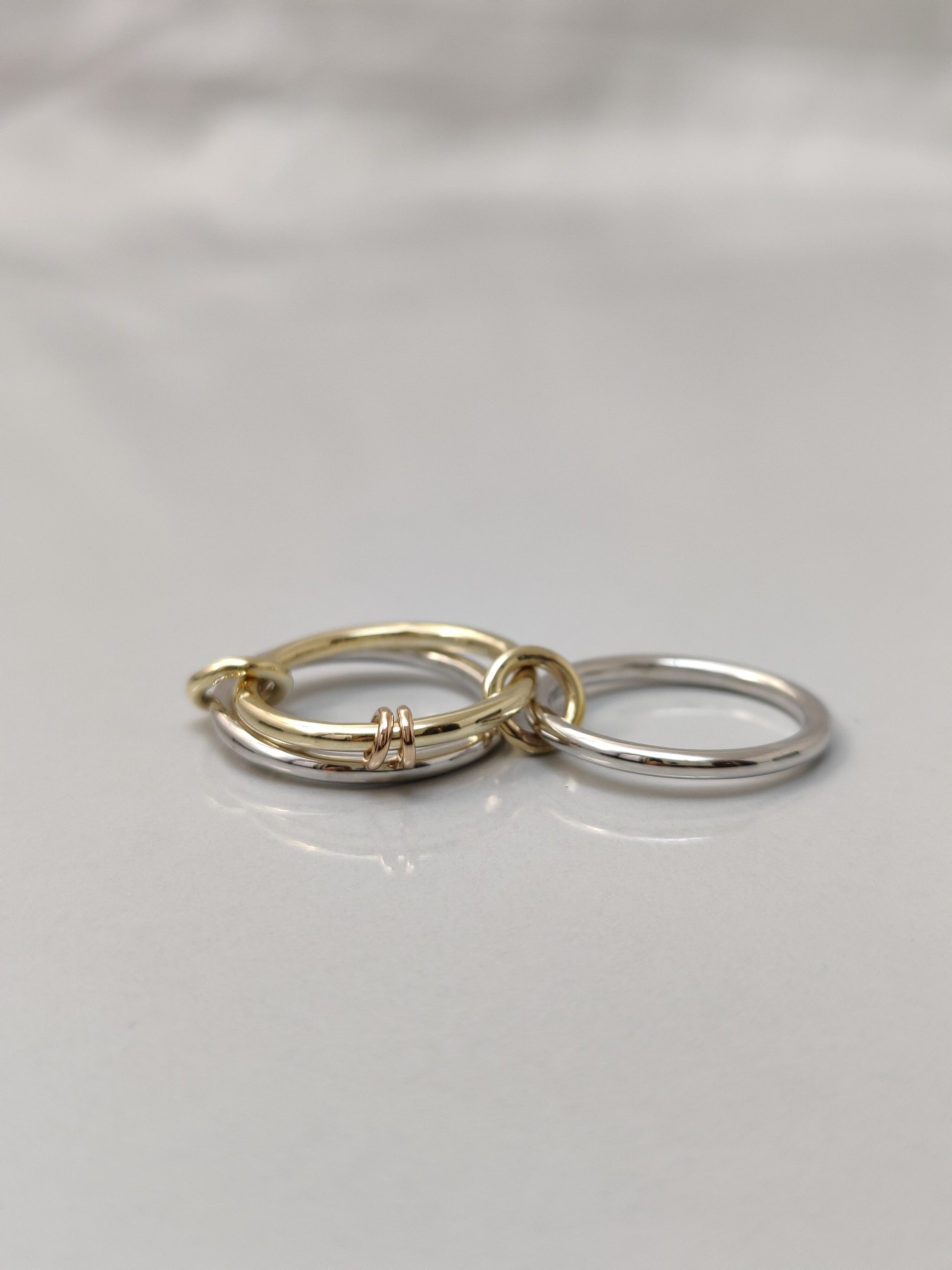 Gold_Ring_Set_a7347614-4951-4aaa-b1e1-0d87edae4143