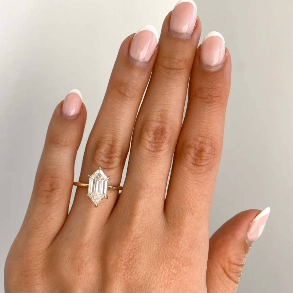Hexagone Prong Setting Diamond Ring