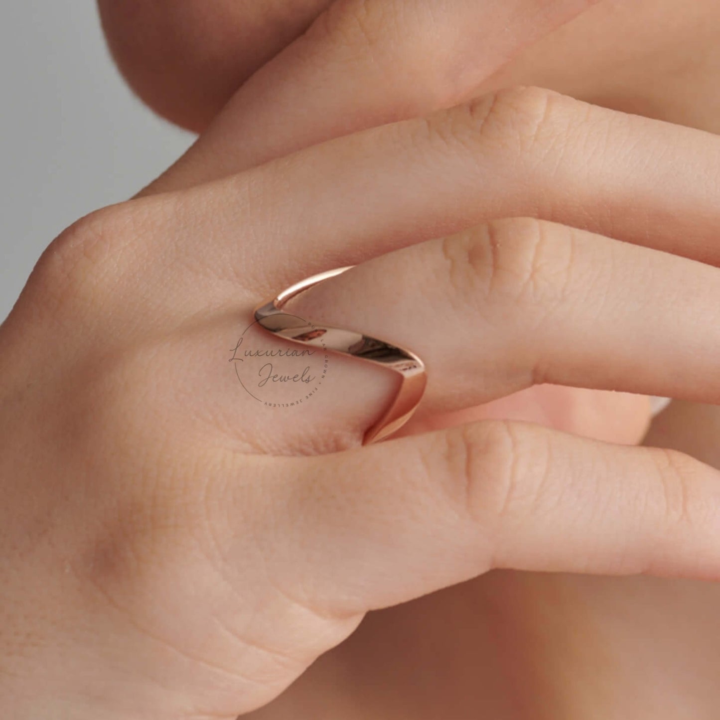 Midi V Ring, Minimalist Gold Band