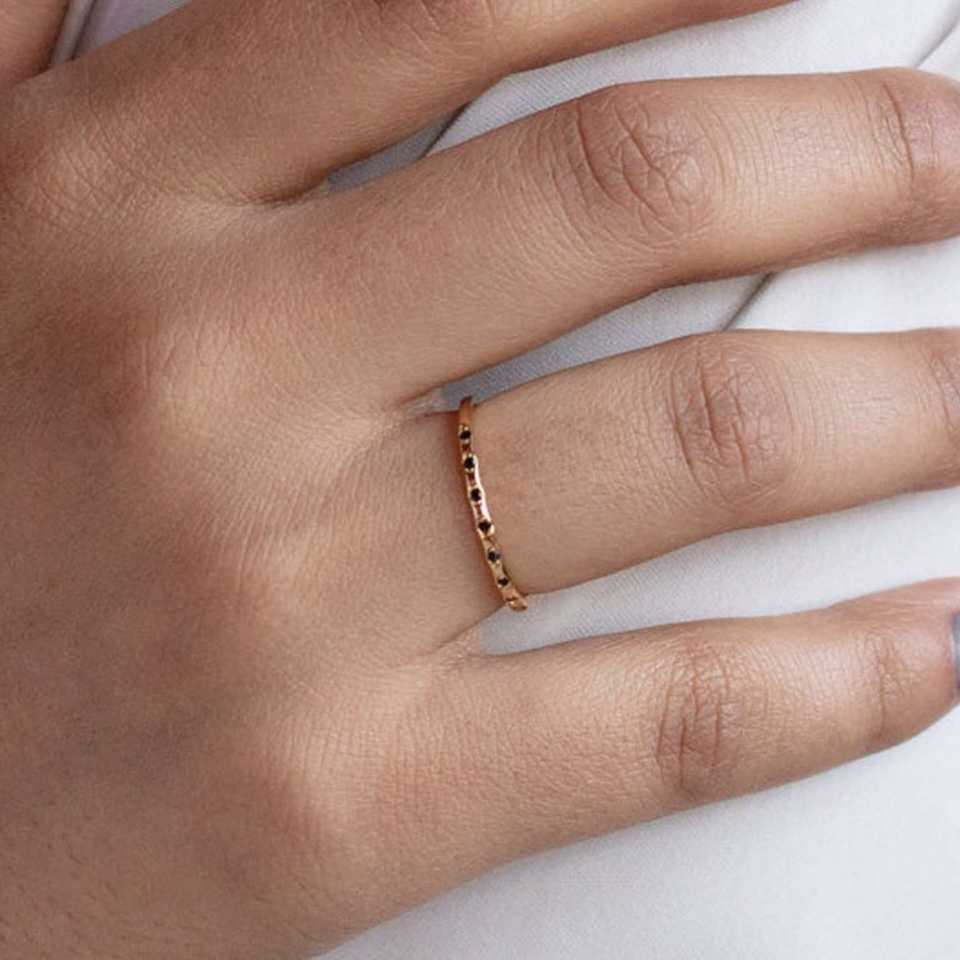 Milgrain Gold Band