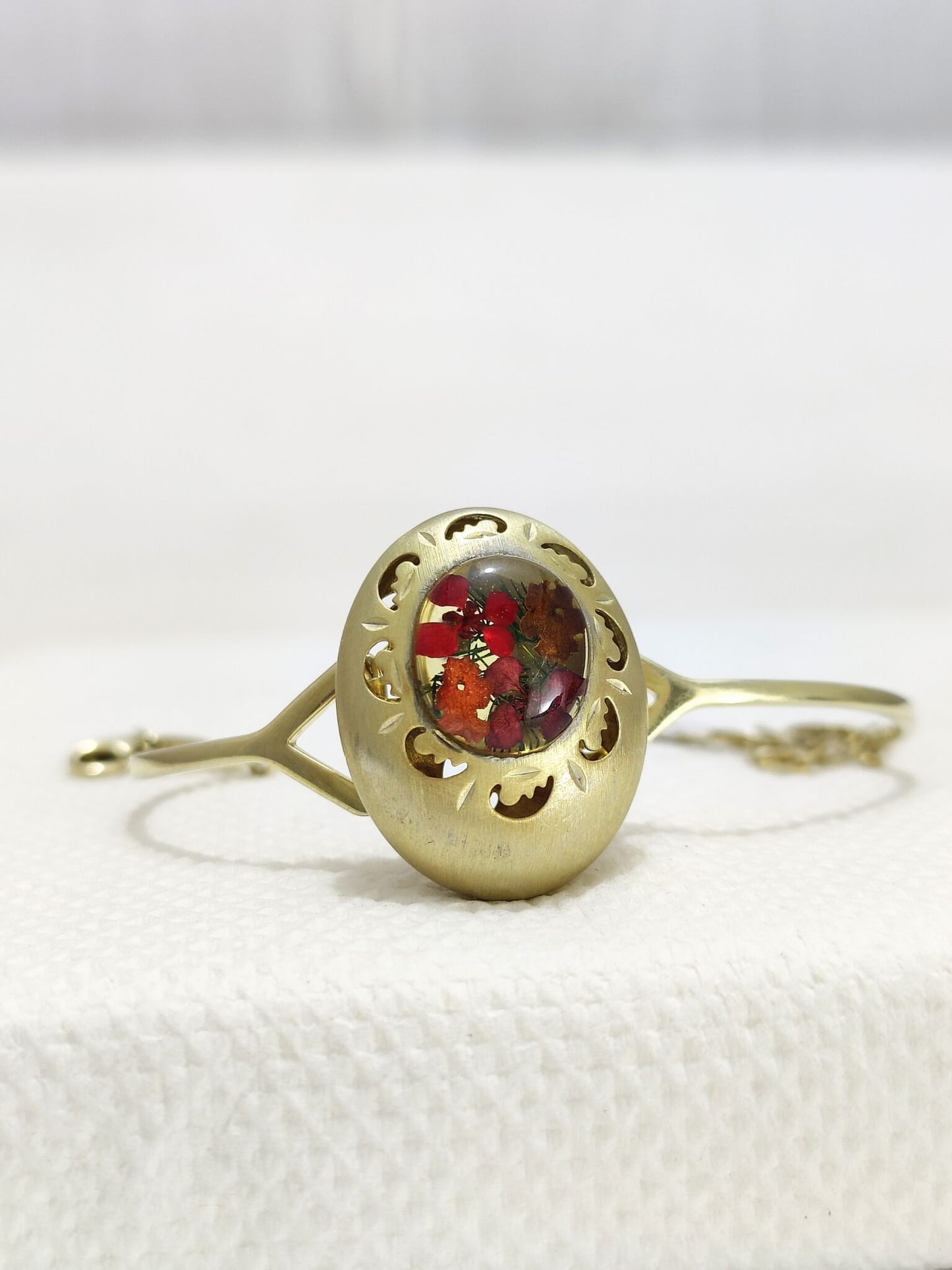 Multi color Flower Bracelet Resin bracelet