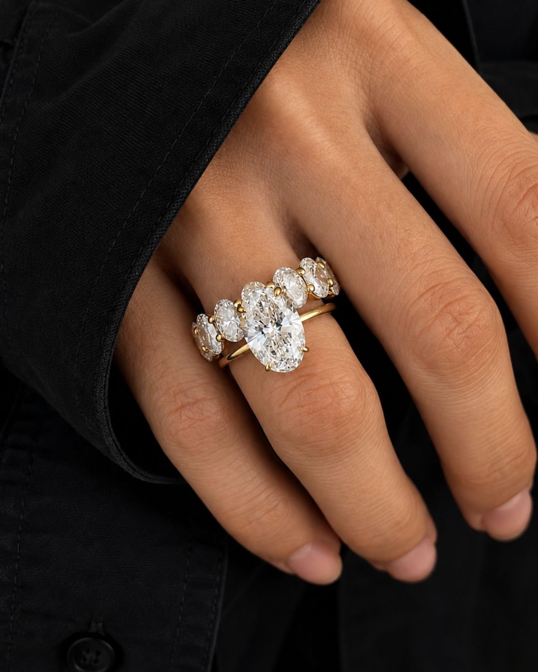oval cut moissanite engagement ring set