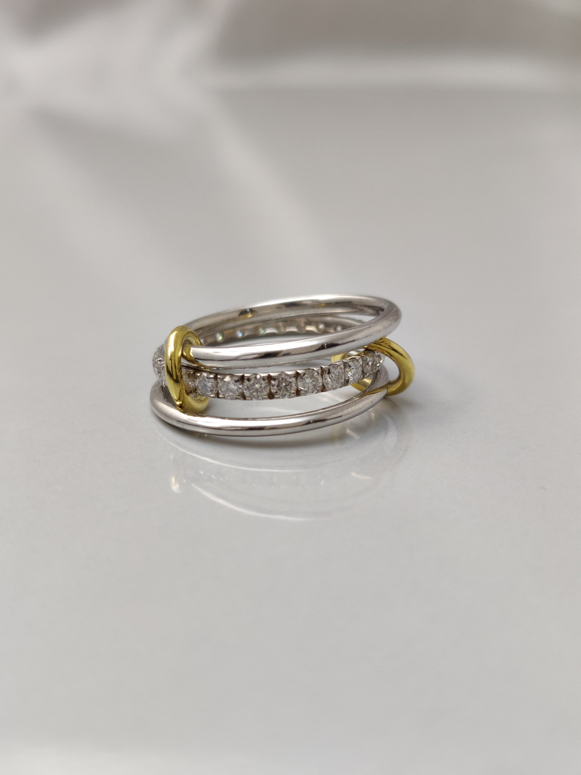 Pave_Interlocking_Ring