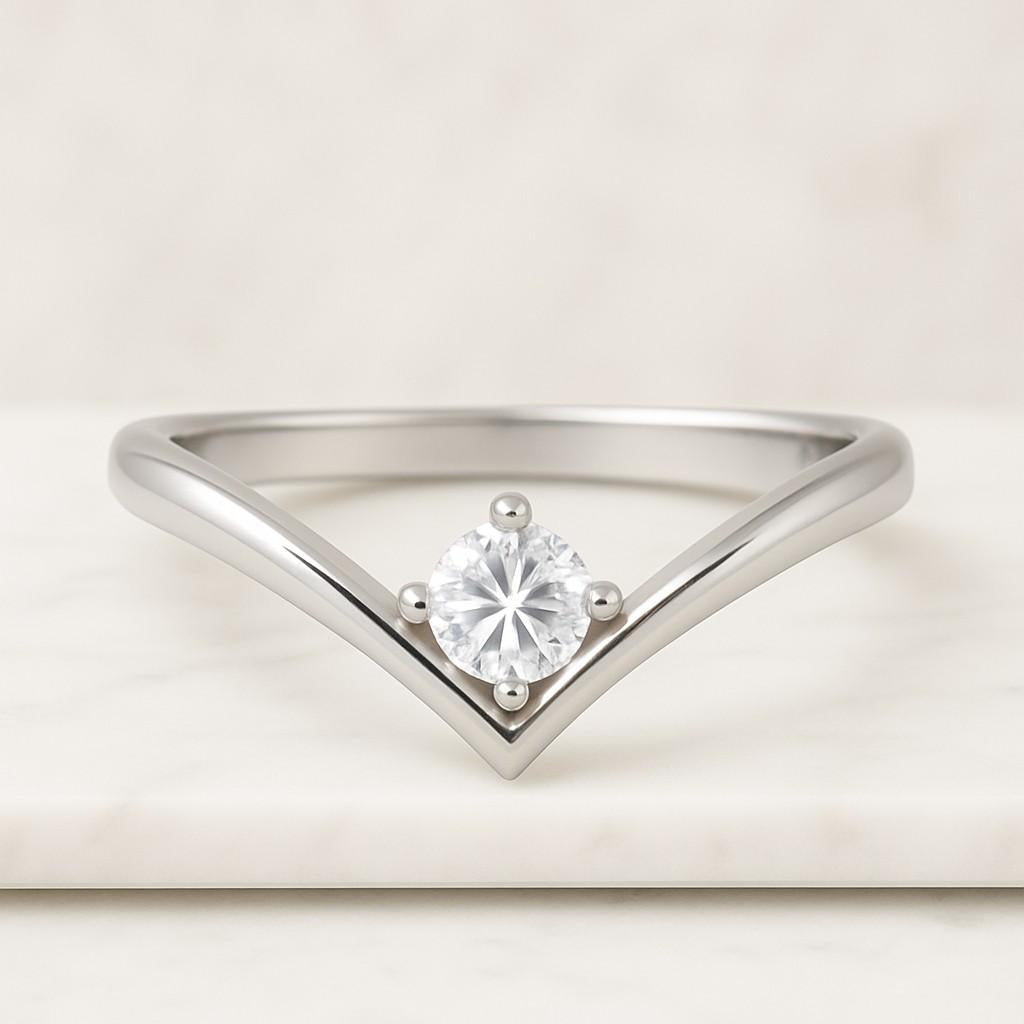 Round Lab Grown Diamond Curved Ring Sustainable Wedding Band for Women Lab Create Diamond Band Ring Anniversary Gift for Wife Chevron Ring