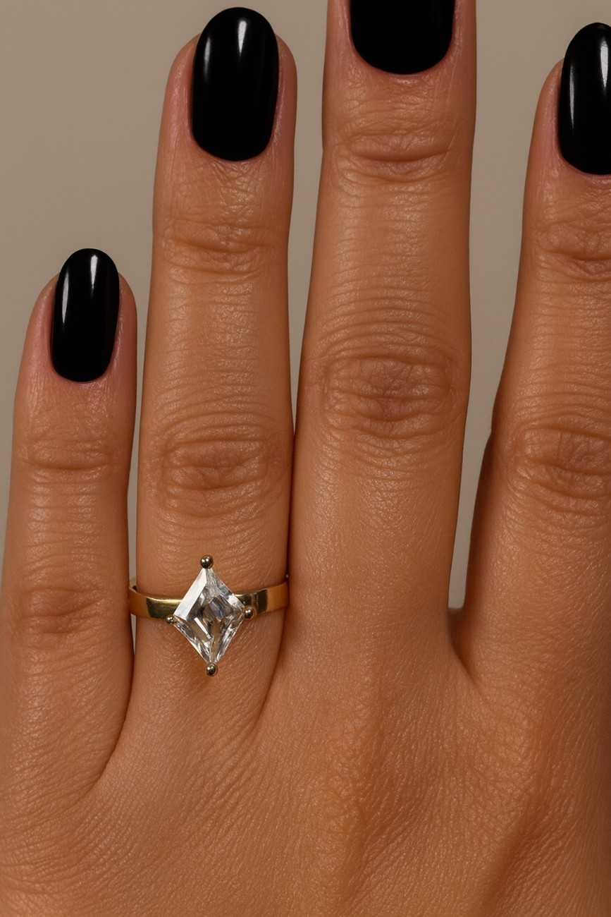 Round White Diamond Ring Earth Mined HPHT Diamond Halo Pavé Band