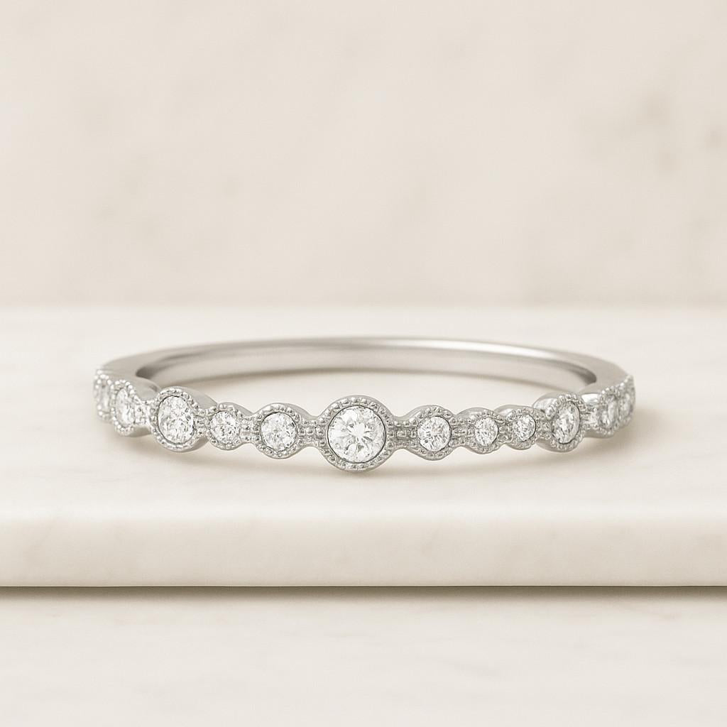 Shared-Prong Diamond Wedding Band 14K Gold Single Prong Floating Diamond Ring