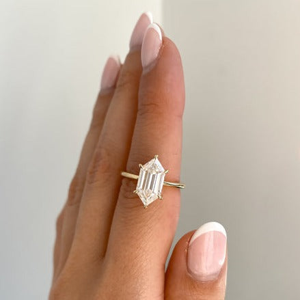 six claw prong set hexagon diamond ring