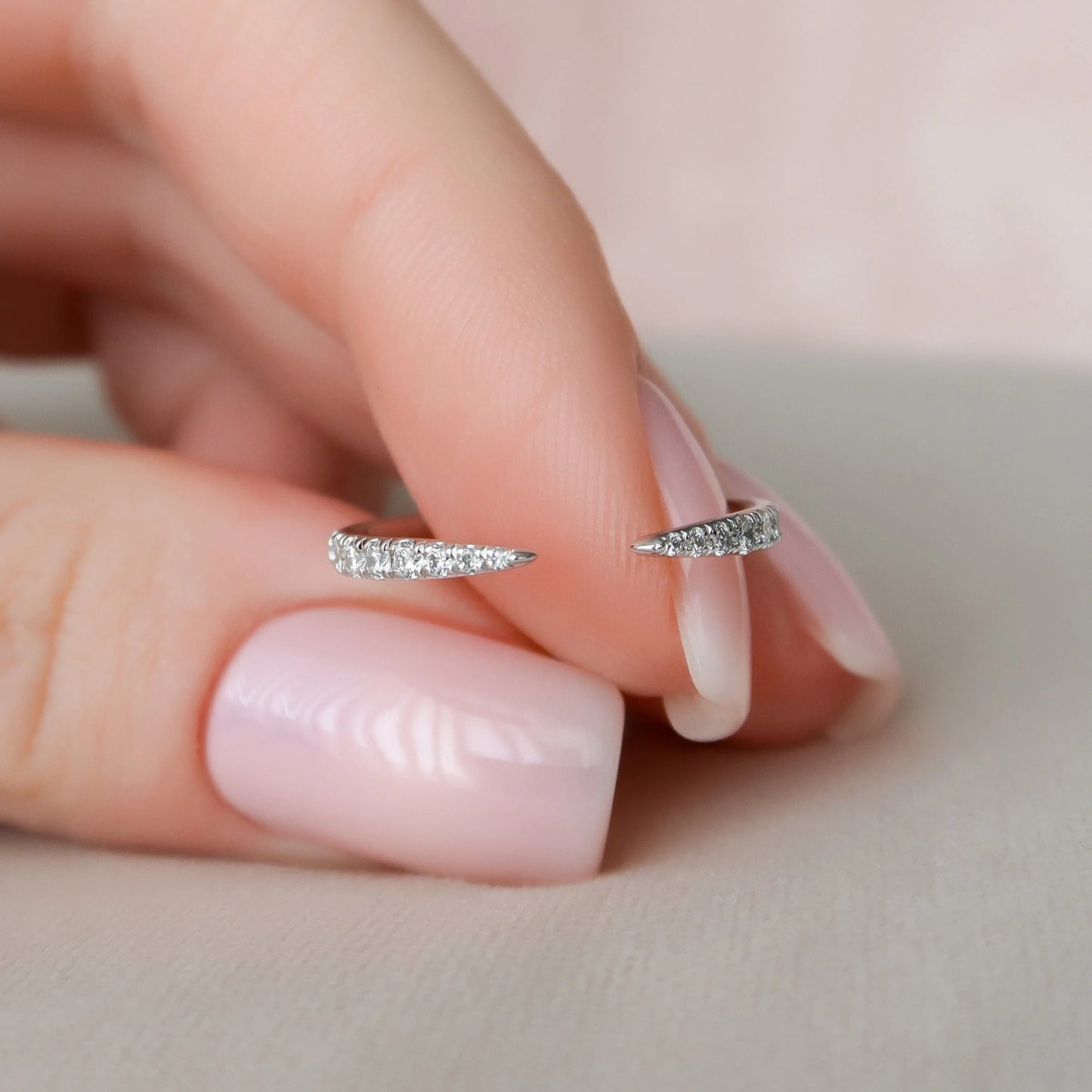 Stackable Open Gap Ring for Main Ring