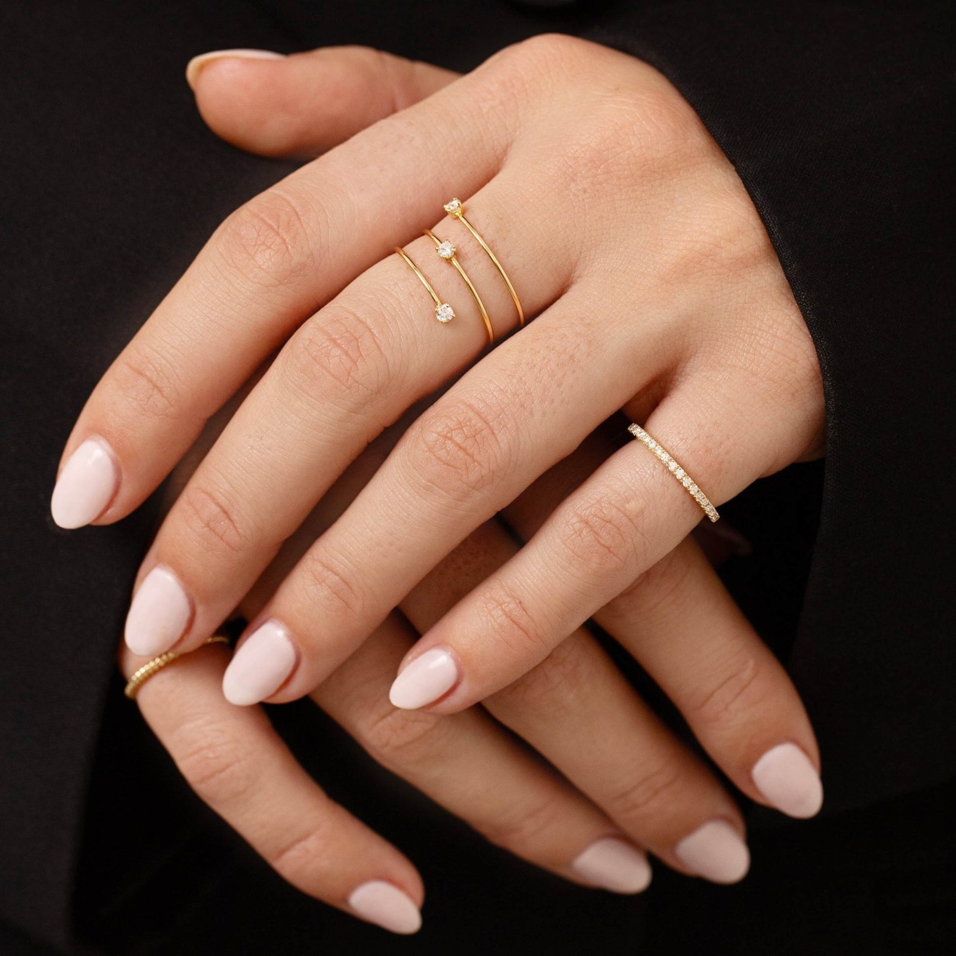 Three Stone Round Cut Diamond Spiral Band For Her