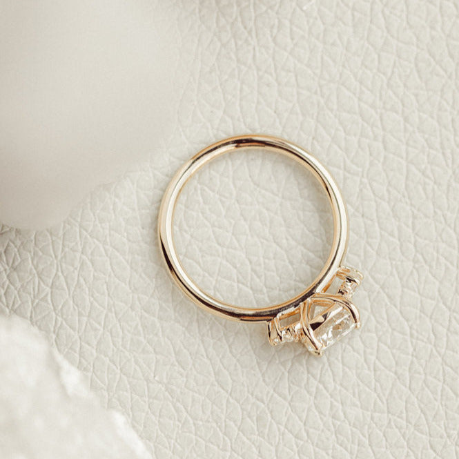 Three Stone Round Cut Moissanite Engagement Ring