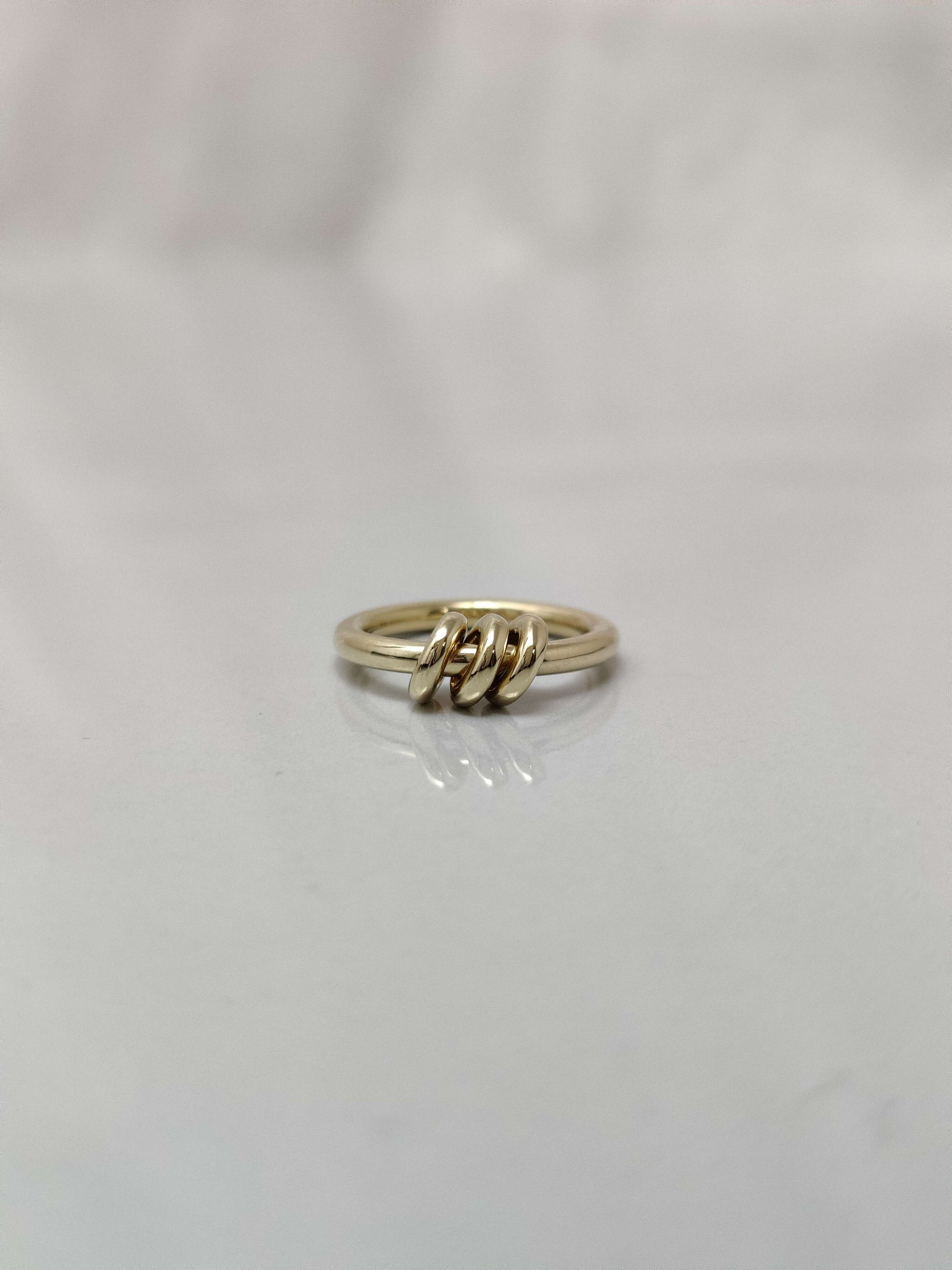 Two_Tone_Gold_Ring