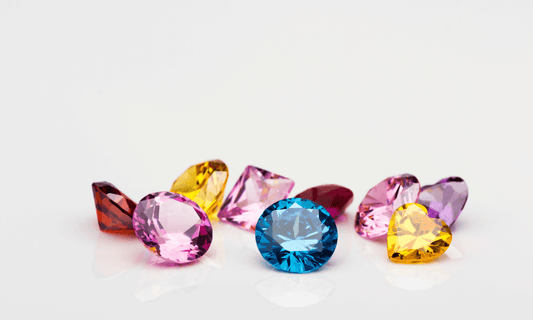 THE LUXURIAN JEWELS GUIDE TO GEMS CUTS
