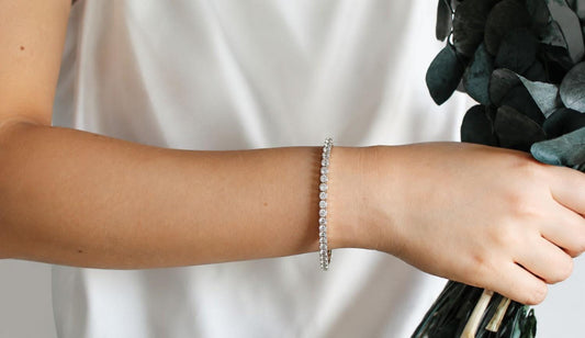 Tennis Bracelet Buying Guide