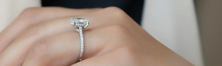 Lab Grown Diamond Halo Engagement Rings
