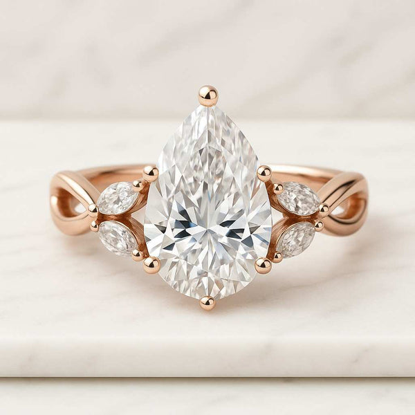 1.00 Carat Pear Cut Lab Grown Diamond Curved Ring CVD Diamond Solitaire Ring For Wedding Gift 14K Yellow Gold Anniversary Ring For Her