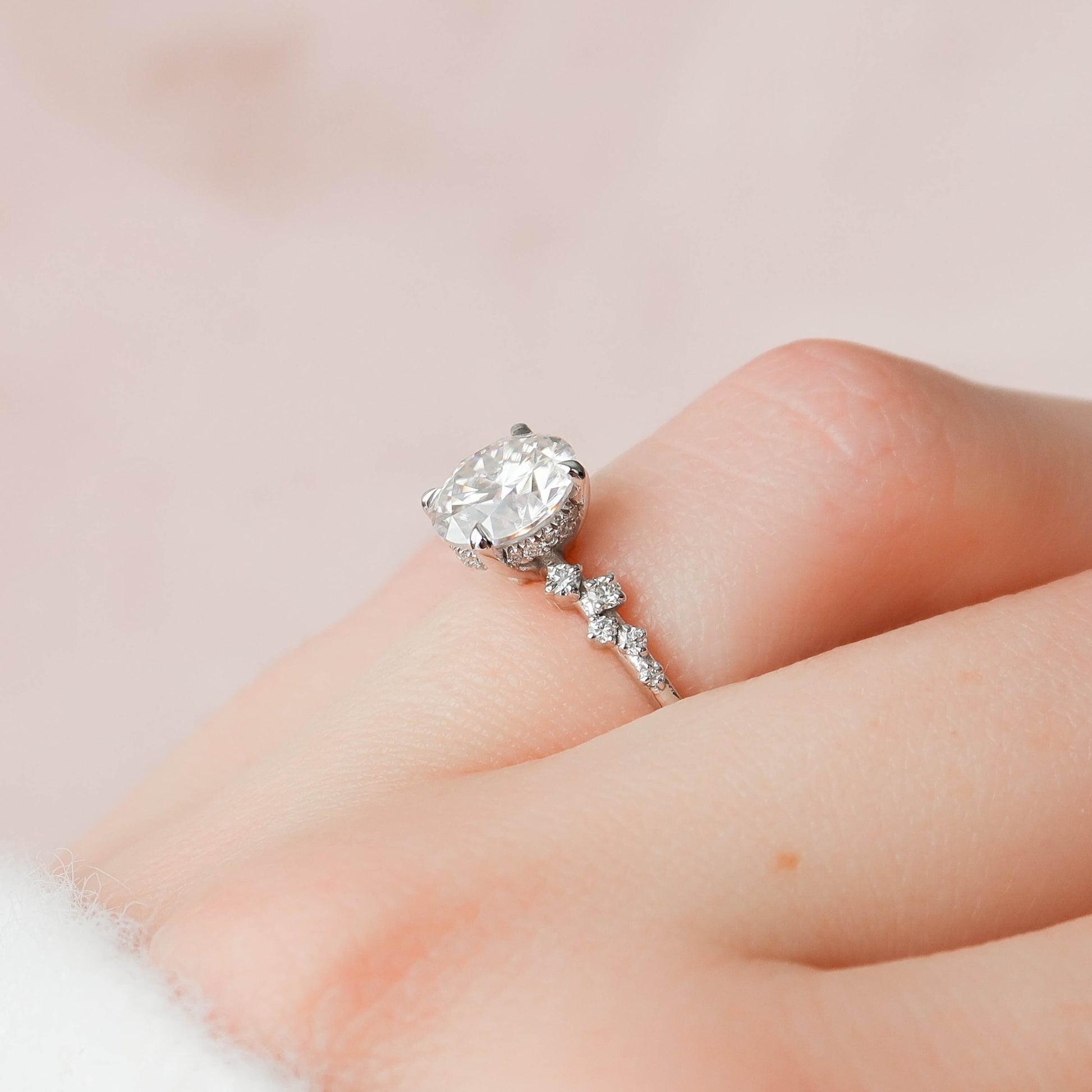 1.0 Ct Round Cut Moissanite Engagement Ring, IGI Lab-Grown Diamond Wedding Ring, Unique Moissanite Cluster Ring