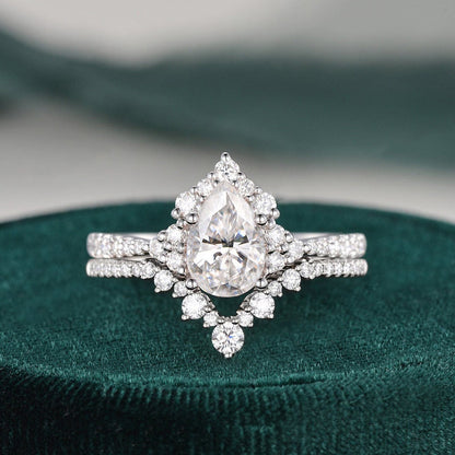 1.55 CT Pear Shaped Bridal Set Engagement Ring