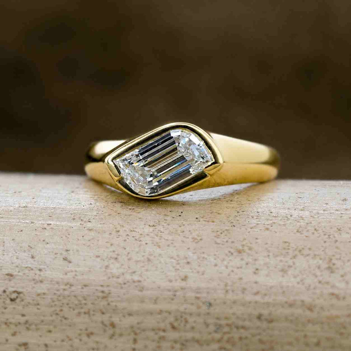 1.5 CT Elongated Crushed Ice Rectangle Cut Solitaire Moissanite Wedding Ring 14k Solid Yellow Gold Ring Gorgeous 4 Claws Cathedral Band
