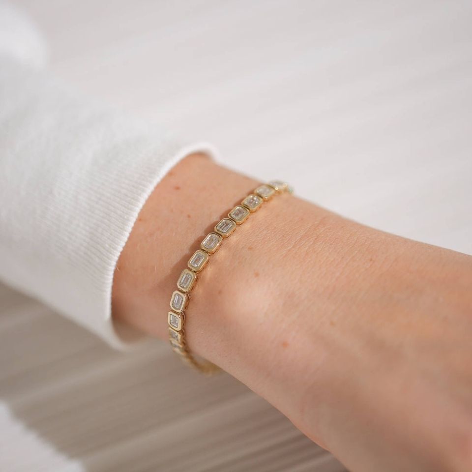 10k Gold Emerald Diamond Tennis Bracelet