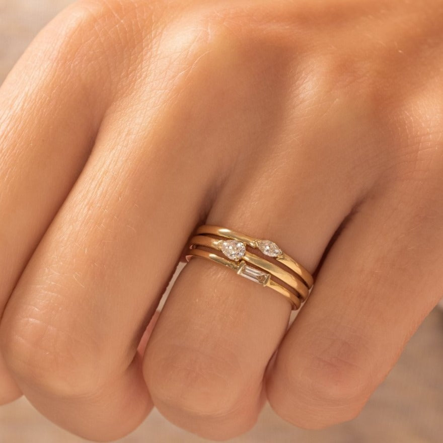 10k Gold Pear Cut Diamond Minimalist Ring