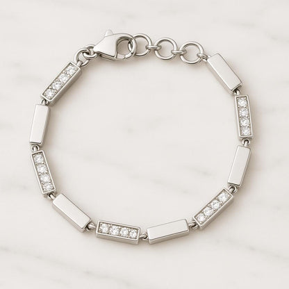 Round cut diamond bracelet