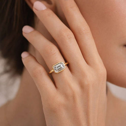 10k gold ring 14k gold ring 18k gold ring yellow gold ring rose gold ring white gold ring solid gold ring real gold ring gold jewelry ring fine gold ring luxury gold ring gold engagement ring gold wedding ring