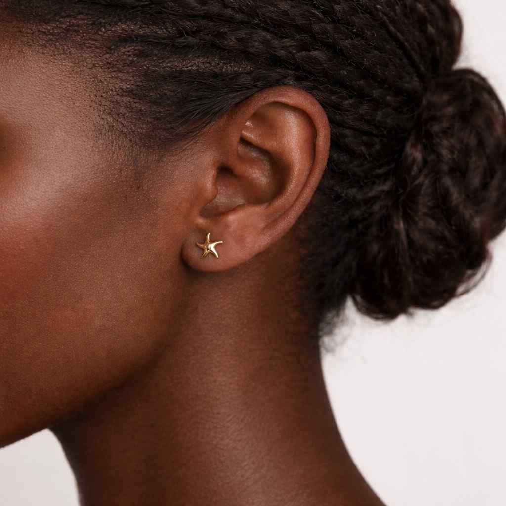 gold starfish stud earrings in 18k gold