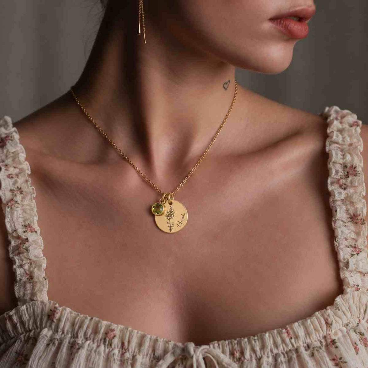 14k 10k solid gold family round birthstone necklace, personalized mother's gift, minimalist jewelry
