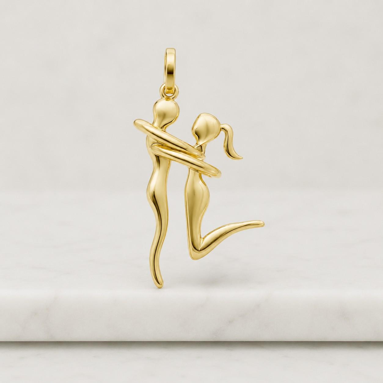 14K Gold Couple Hugging Necklace Loving Hug Pendant Romantic Gift