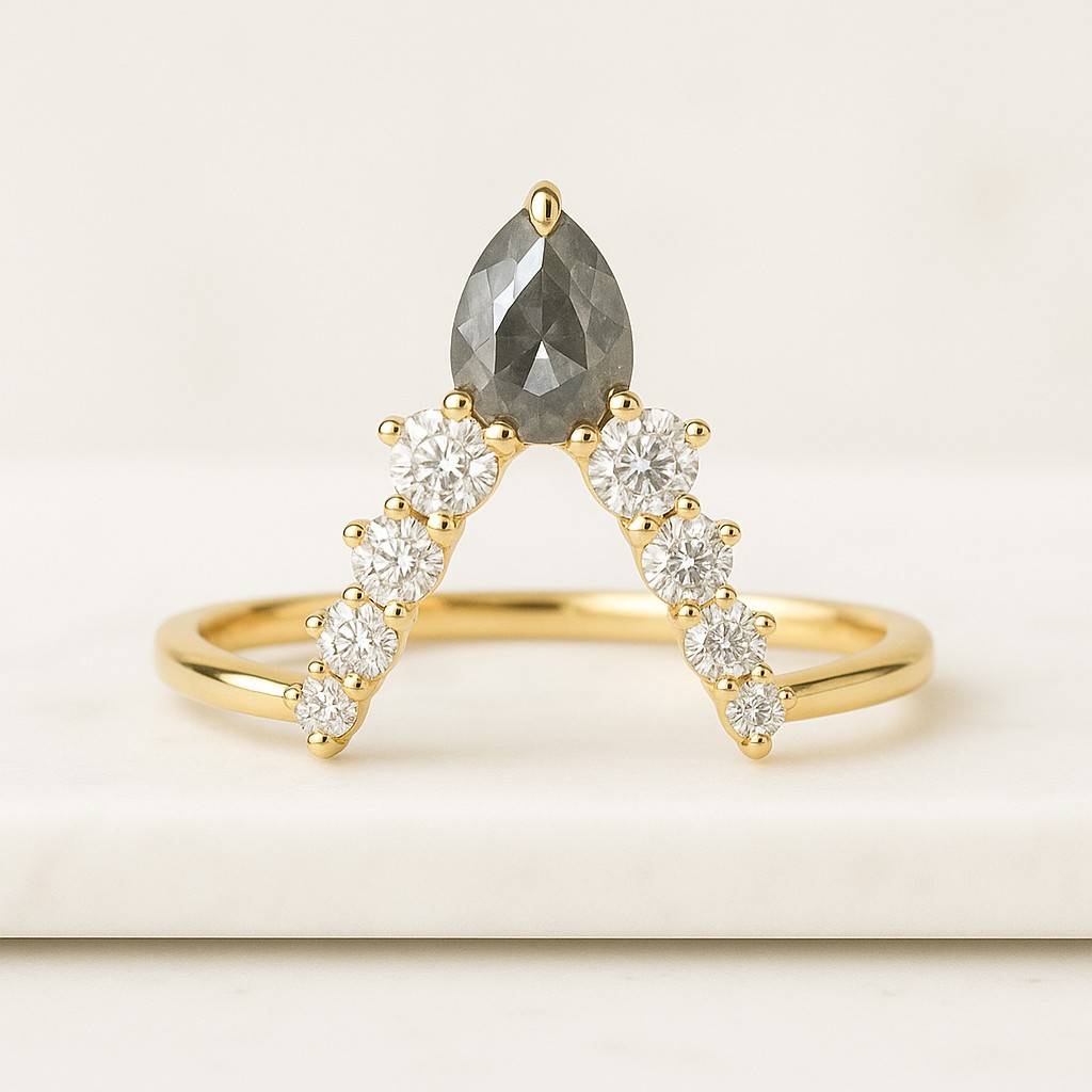 14K Gold Kite Cut Salt & Pepper Diamond Engagement Ring Kite Salt and Pepper Ring Salt and Pepper Moissanite Ring Kite Diamond Cluster Ring Salt And Pepper Diamond Kite Engagement Ring Diamond Ring 14K Gold Diamond Ring