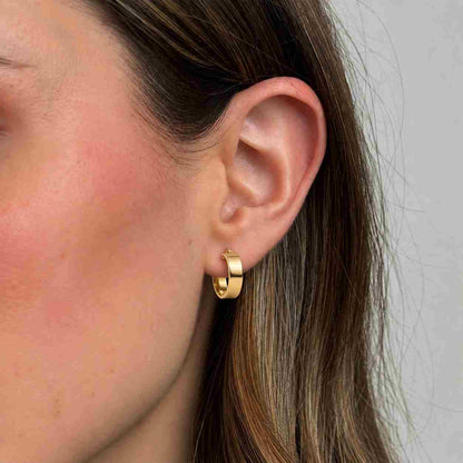 14K Solid Gold Diamond-Cut Hoop Earrings – Textured Gold Hoops – Lightweight Everyday Earrings