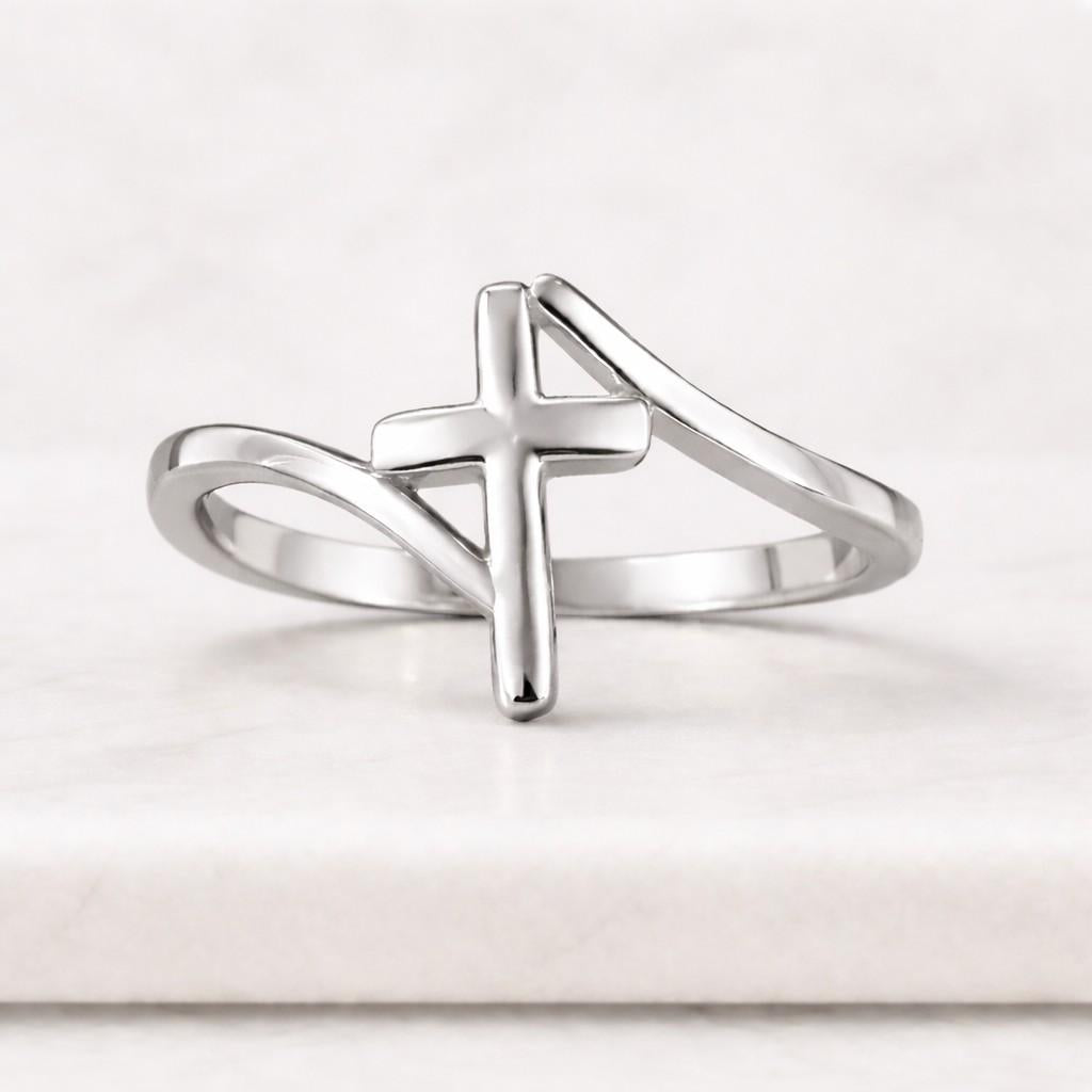 14K Solid Gold Mobius Diamond Wedding Band – Pave Twist Modern Wedding Ring for Women

