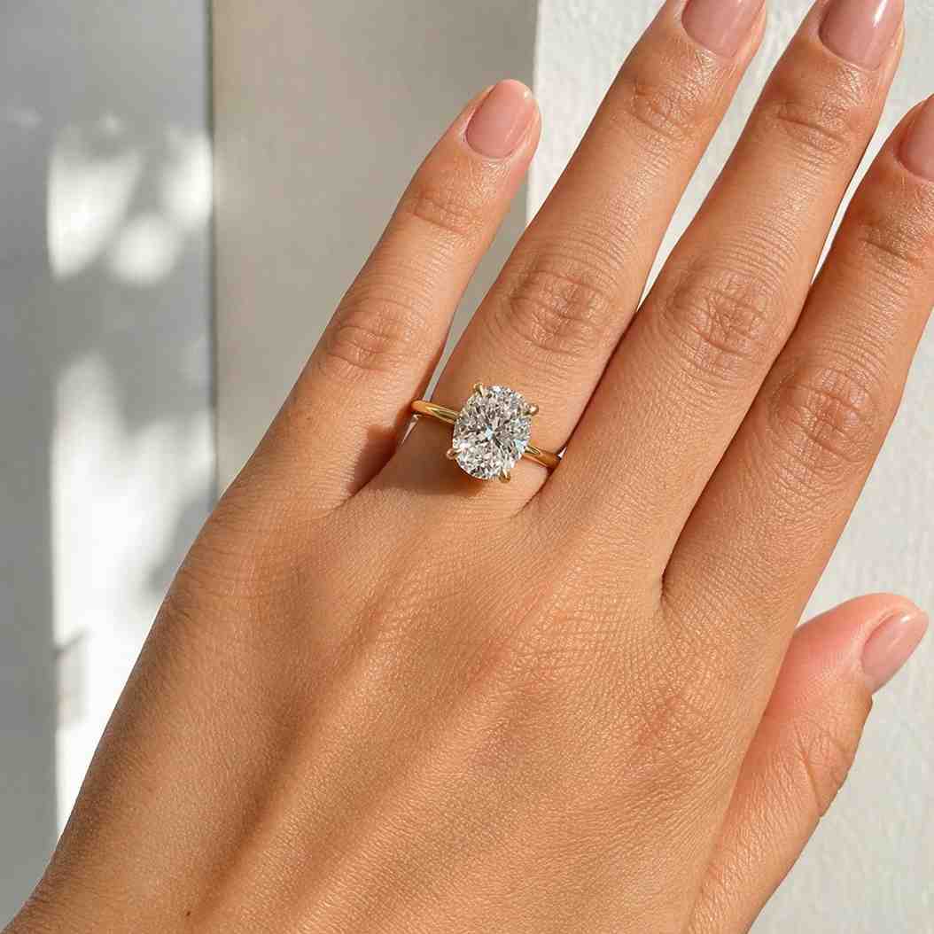 14K Solid Gold Oval Cut Lab Diamond Engagement Ring / IGI Certified F VS1 Diamond Solitaire Ring / Unique Wedding Band / Gift for Fiancee