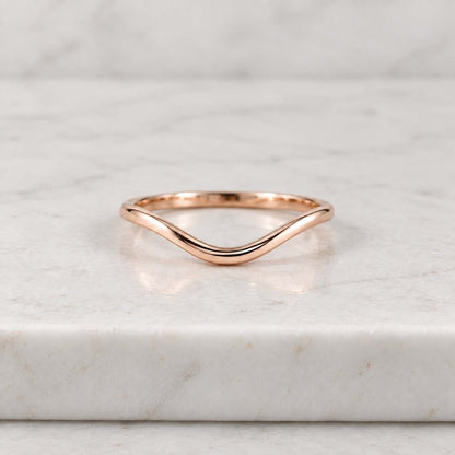 14K Solid Gold Wave Wedding Band – Textured Unisex Ring for Men & Women
