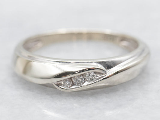 14K_Vintage_3_Stone_Diamond_Ring