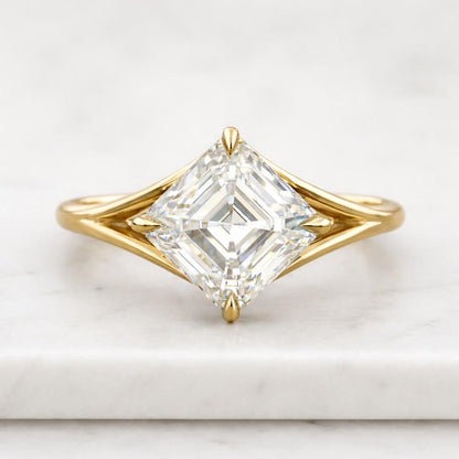 14K Yellow Gold Solitaire Ring