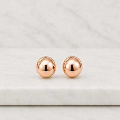 14 karat yellow gold diamond cut ball stud earrings
