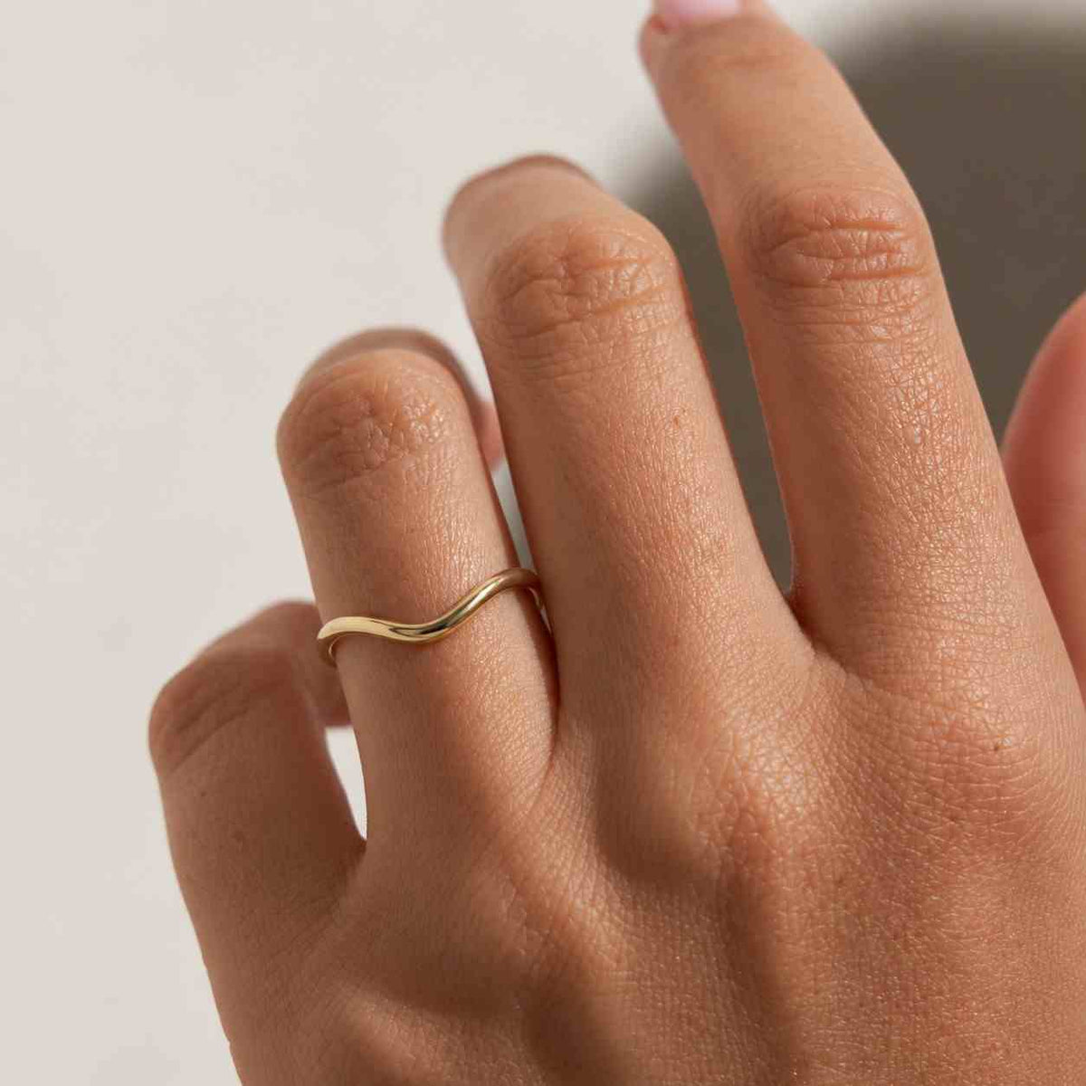 14k/18k Plain Chevron Wedding Band, V Shaped Curved Stacking Ring in Solid Yellow Gold
