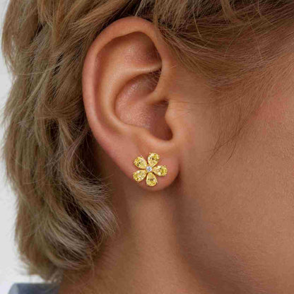 14k Gold Pear cut Flower Diamond Earrings , Lab Diamond Studs, Lab Grown Diamond, Solid Gold Studs, Flower Earrings, Perfect Gift
