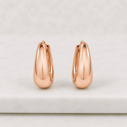 14k Gold Plain Tapered Hoops, Teardrop Huggie Earrings, Small Huggies, Plain Gold Huggie Earrings, Perfect gift
