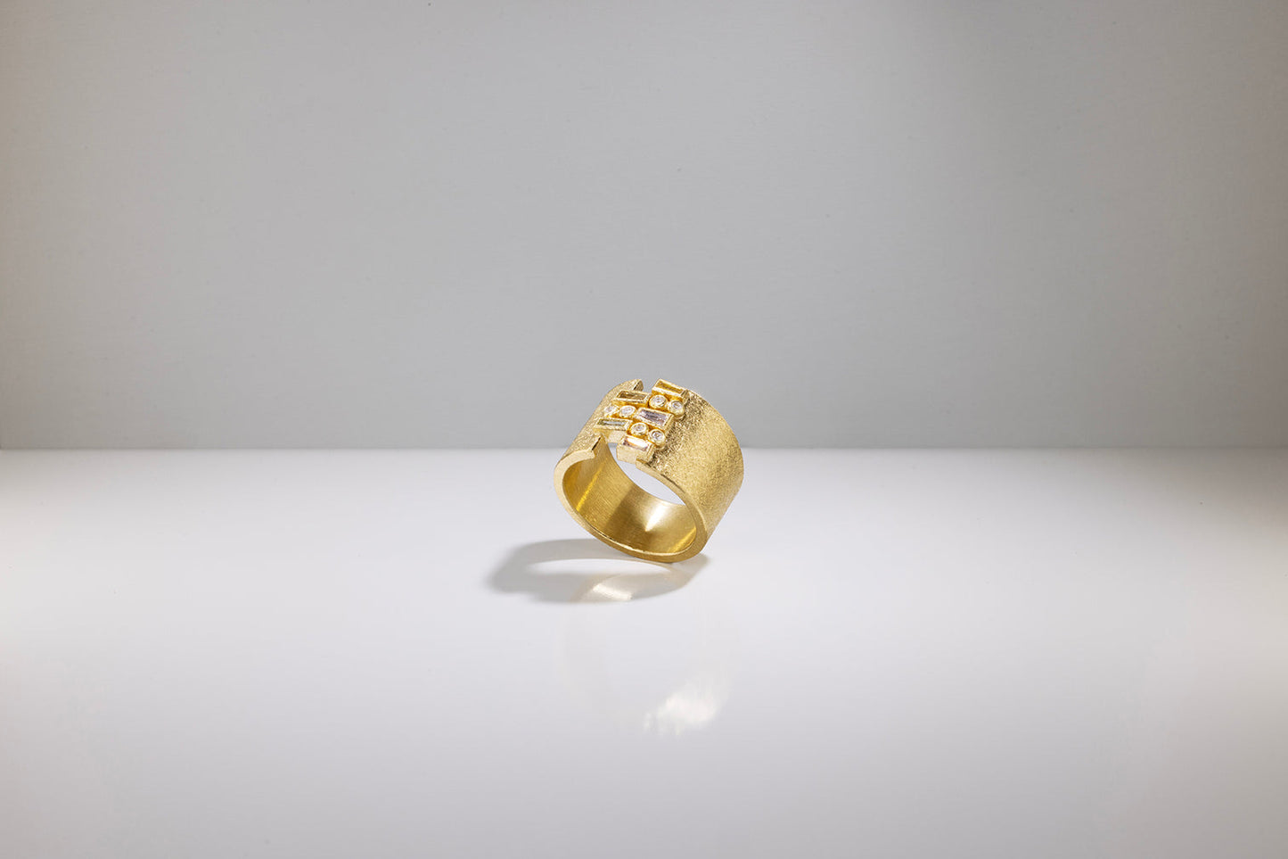 14k_Modern_Gold_Band