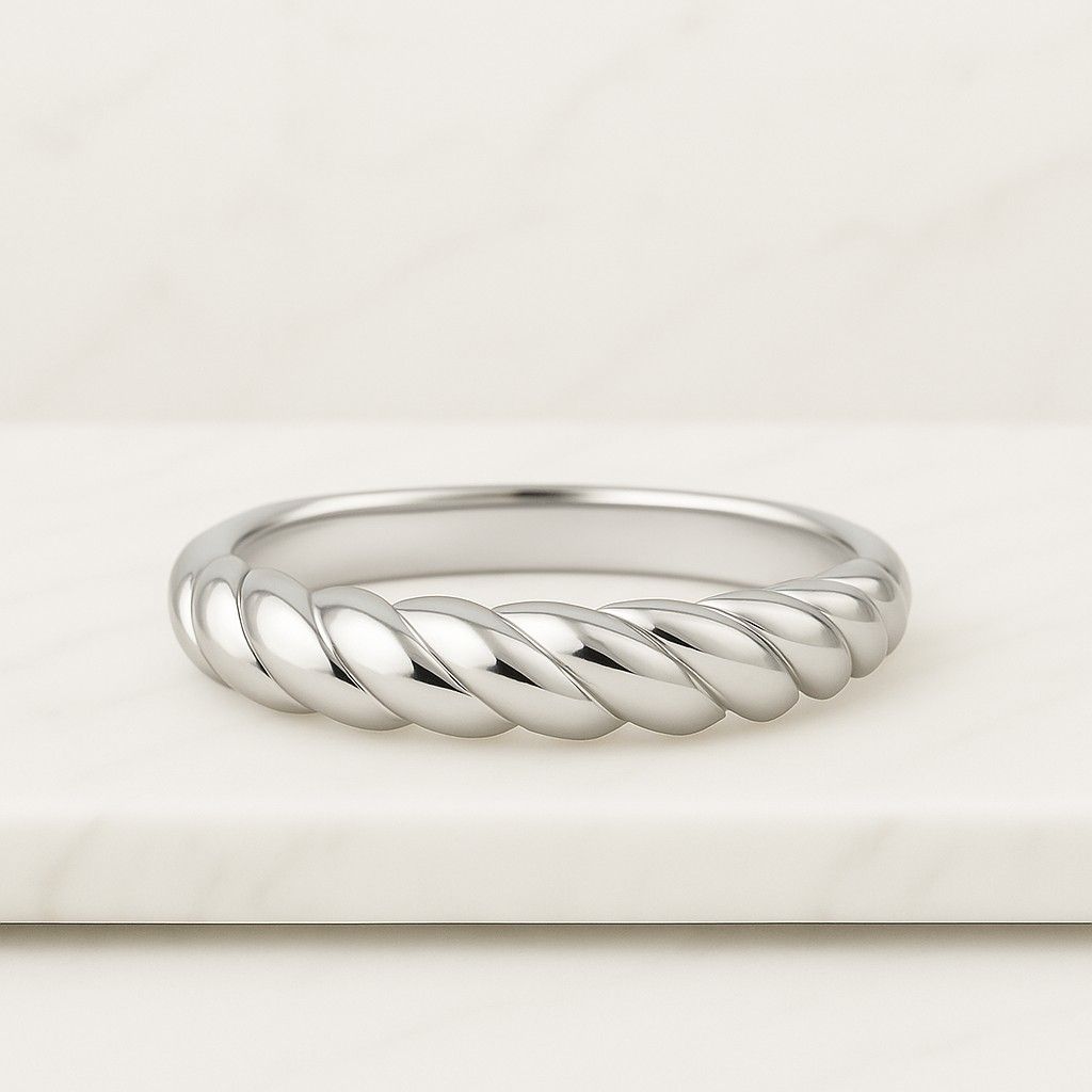 14k Solid Gold Mobius Ring 3mm Twisted Wedding Band for Women Minimalist Gold Band