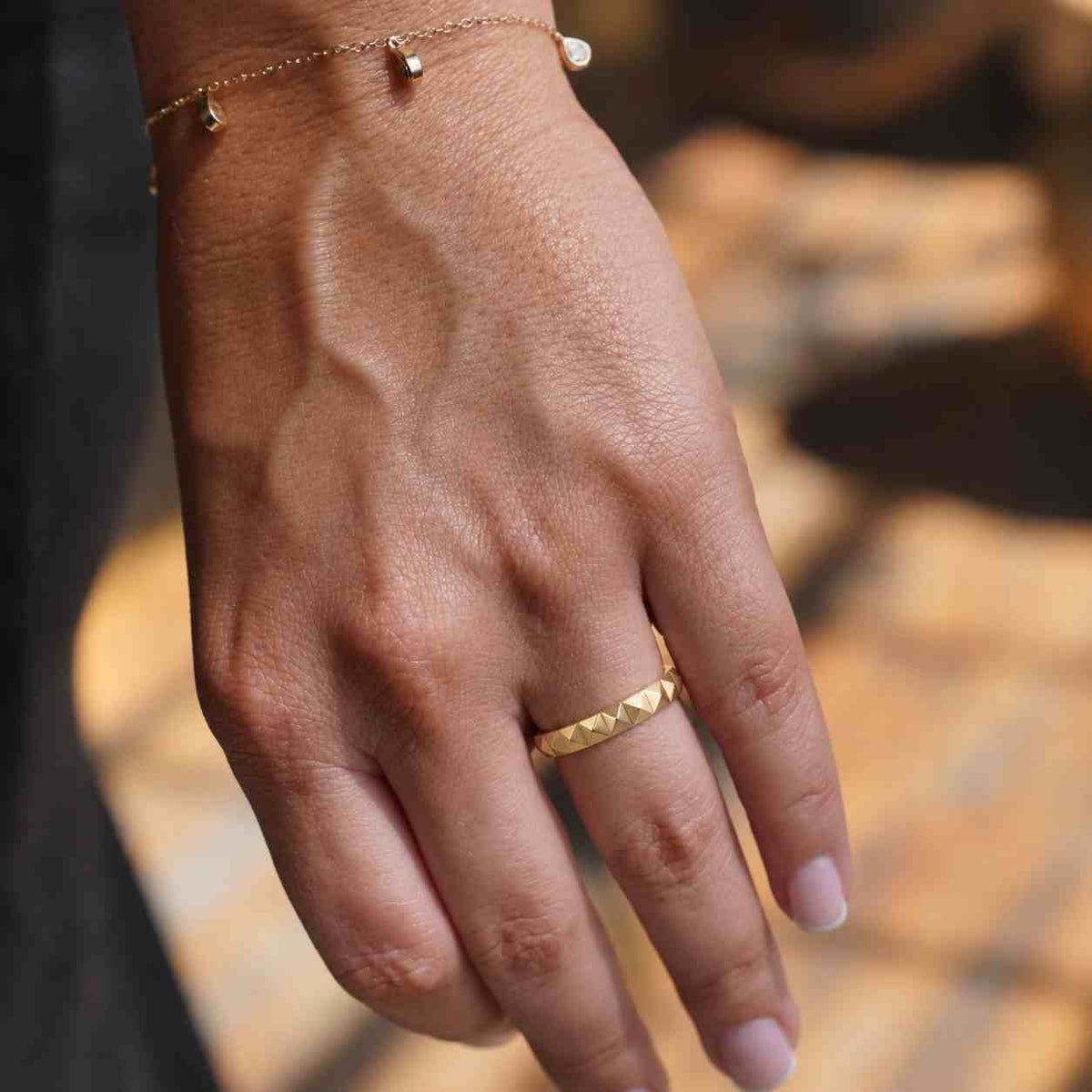 14k Solid Gold Mobius Wedding Band: Minimalist Infinity Ring
