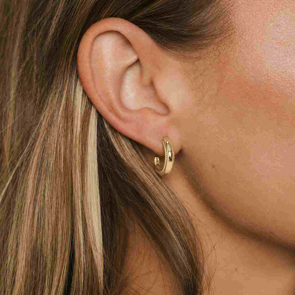 14k Solid Gold Teardrop Huggie Earrings: Y2K Dome Hoops
