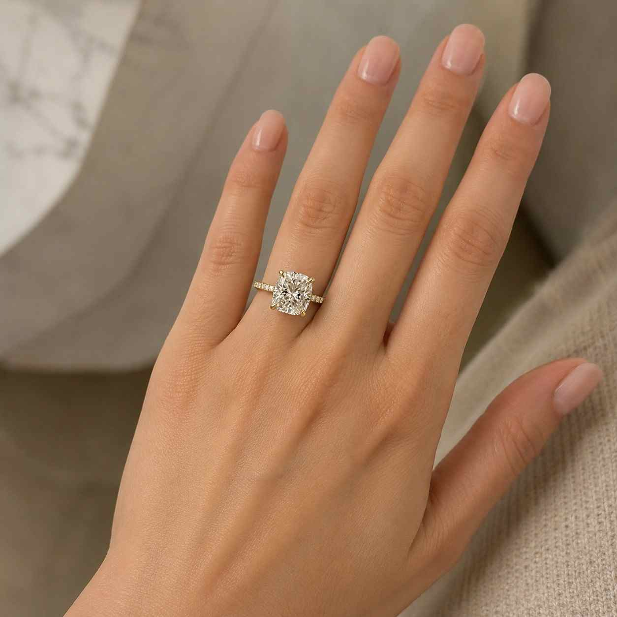 14k Vintage Floral Halo Lab Diamond Ring, E, VVS2 clarity Round Cut Engagement Ring, Pave Band, Unique Vintage Ring, Perfect gift for her